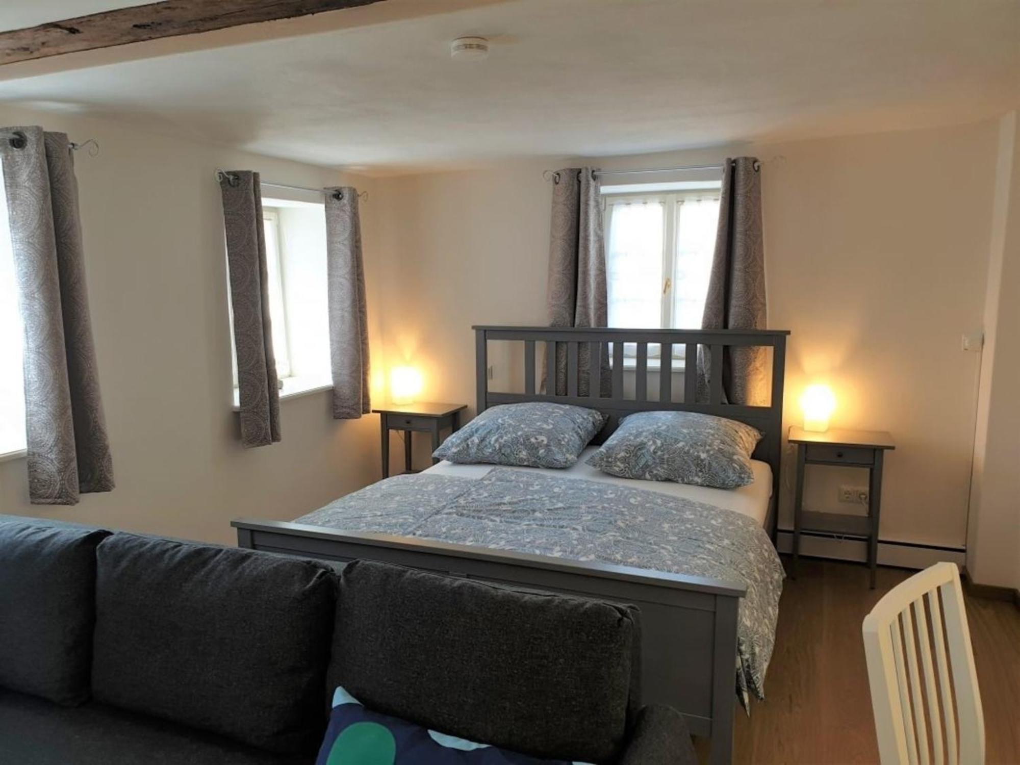 Torhaus Rattelsdorf - Wohnung 1 Sonnenblume Buitenkant foto