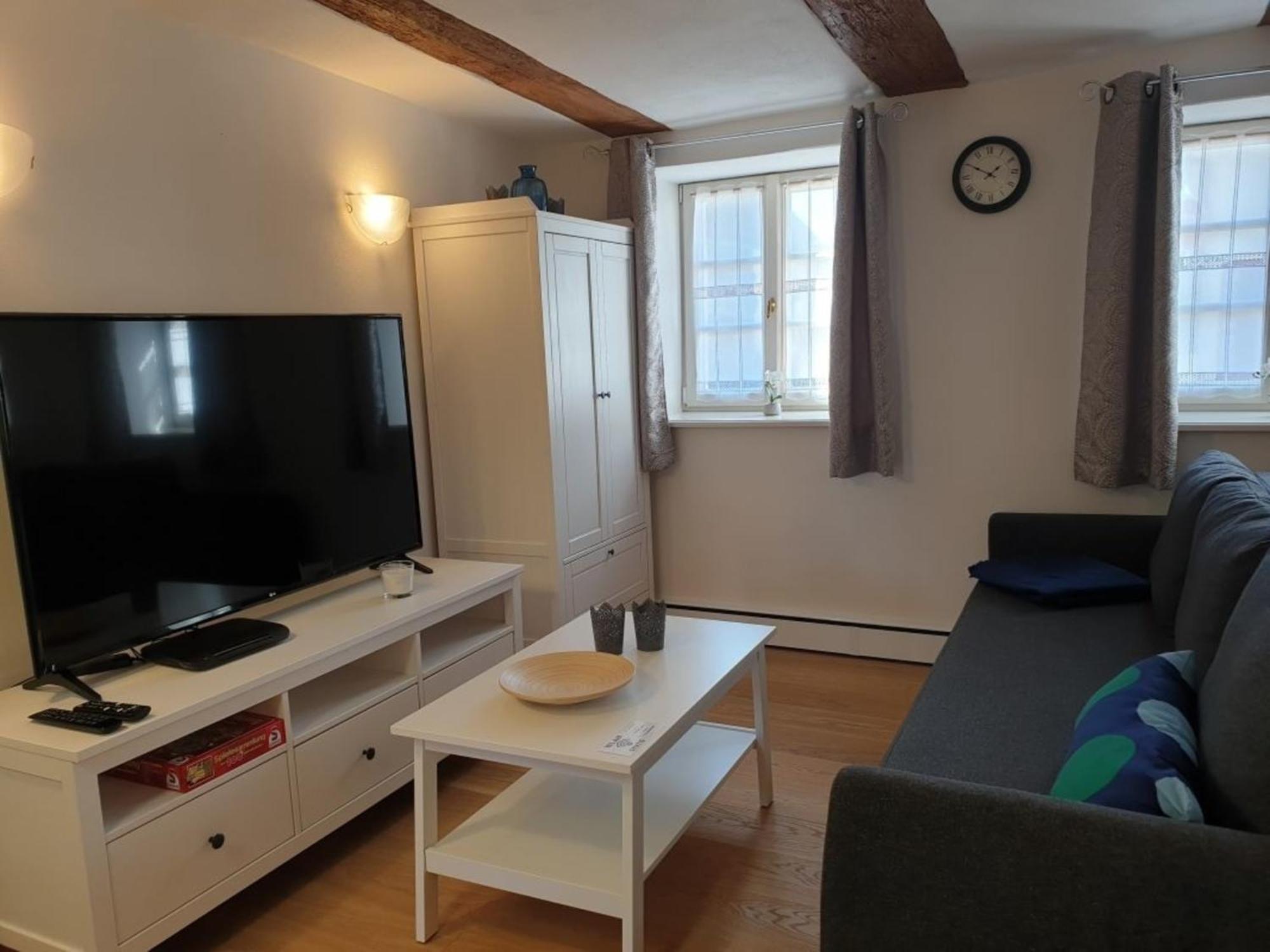 Torhaus Rattelsdorf - Wohnung 1 Sonnenblume Buitenkant foto